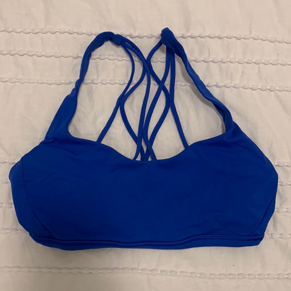 Lululemon sports bra